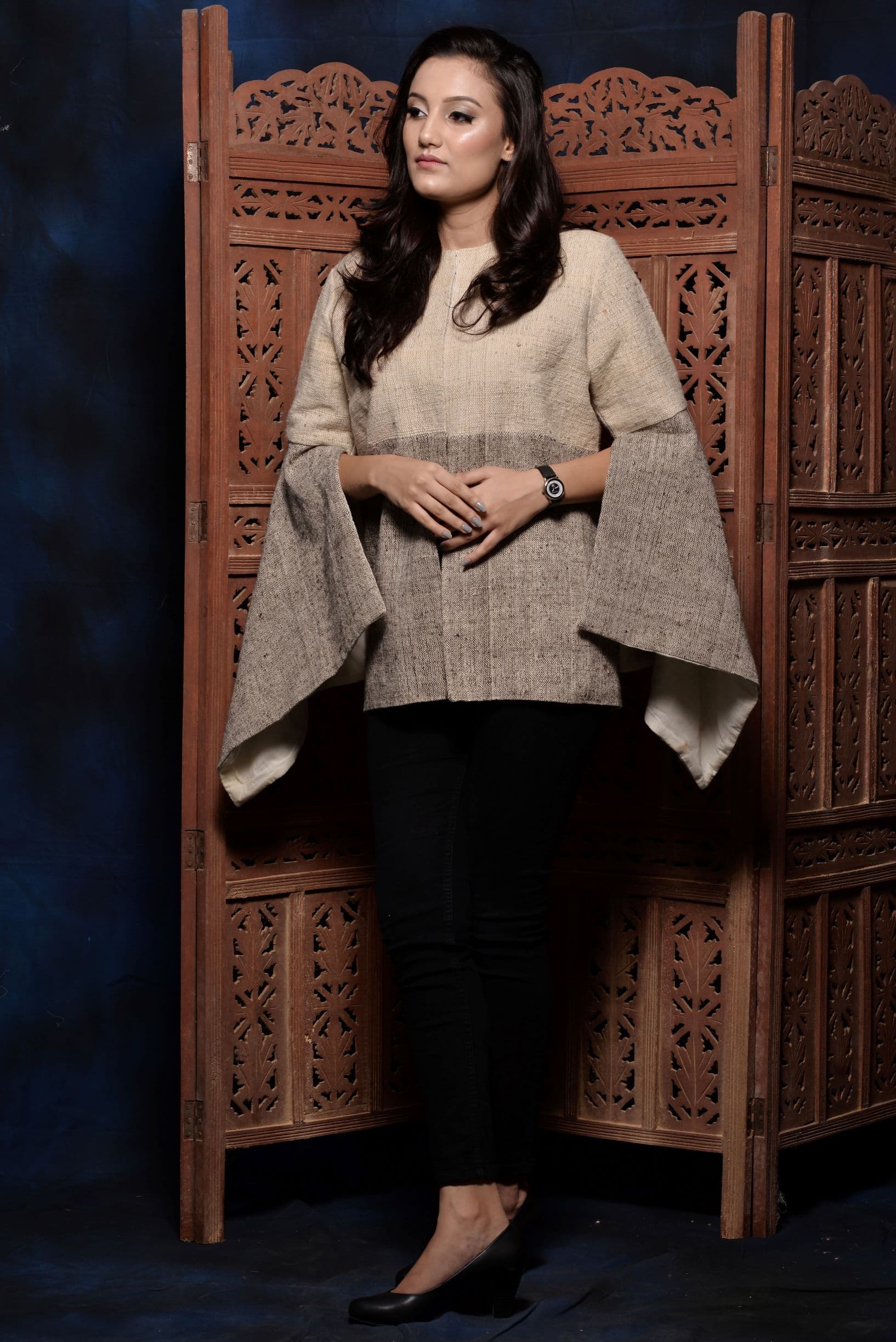 Gaddi organic wool natural black winter jacket women product photo